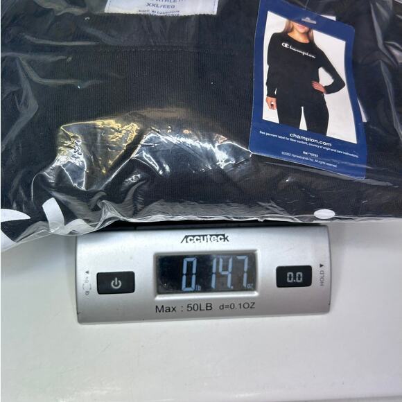 Champion Women’s Long Sleeve Crewneck Sweatshirt, Black, size XXL - Picture 13 of 13